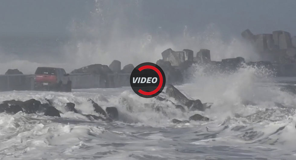 This Guy Stupidly Drove Nissan Through High Surf, Helicopter Had To Save Him