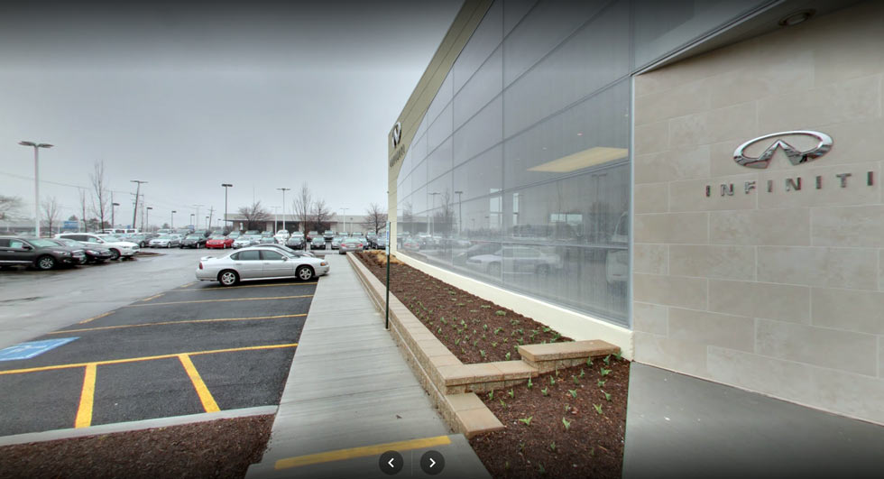  Chicago Thieves Stole Two Infiniti QX60s In Broad Daylight, In Front Of Showroom Employees