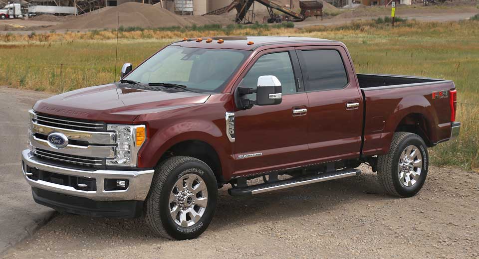 2017 Ford Super Duty Gets Five Stars From The NHTSA