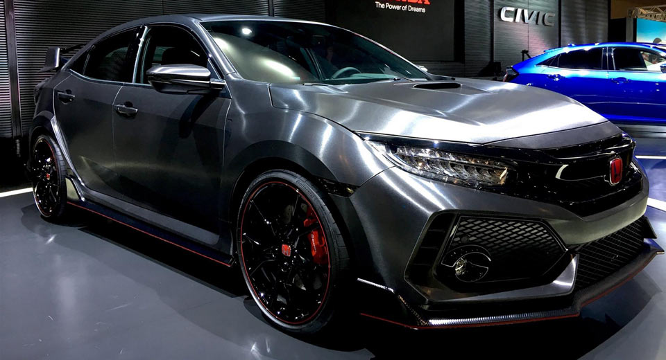  Honda Brings Regular And Type R Civic Prototypes To Tokyo Auto Salon