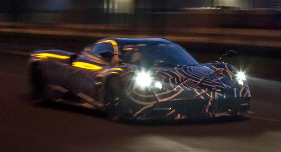 Pagani’s Forthcoming Huayra Roadster Zooms Into View