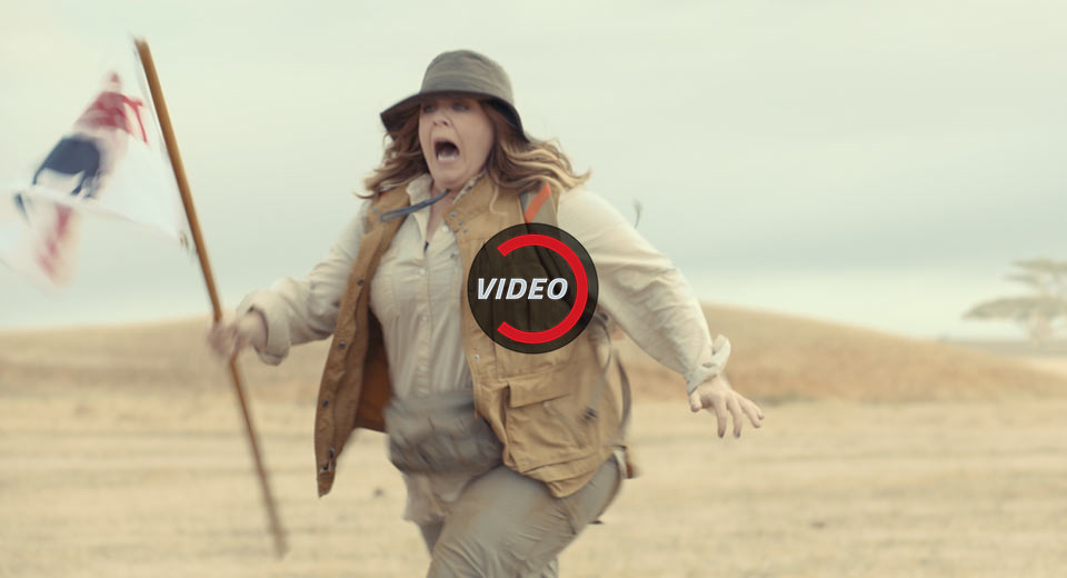 Kia Teases 2017 Super Bowl Ad With Melissa McCarthy Running Through The Desert