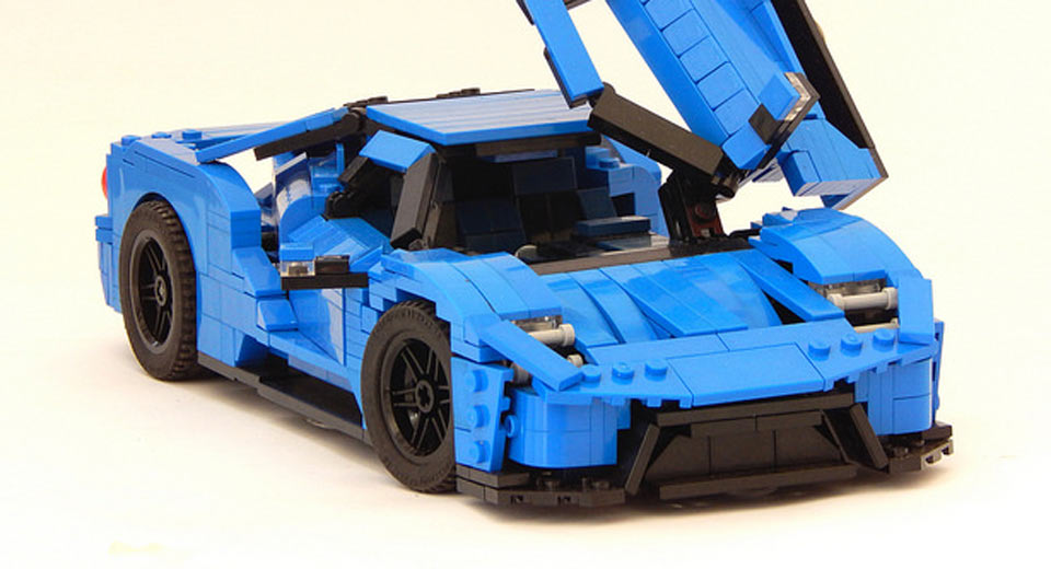  This Guy’s Homemade Lego 2017 Ford GT Looks Pretty Neat