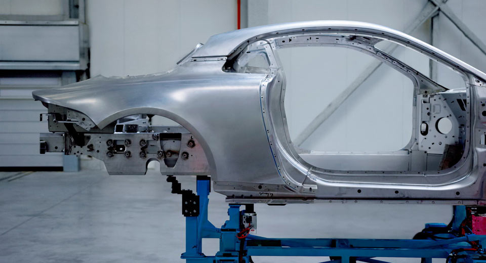 Take A Peek At Alpine’s New Lightweight Aluminum Chassis