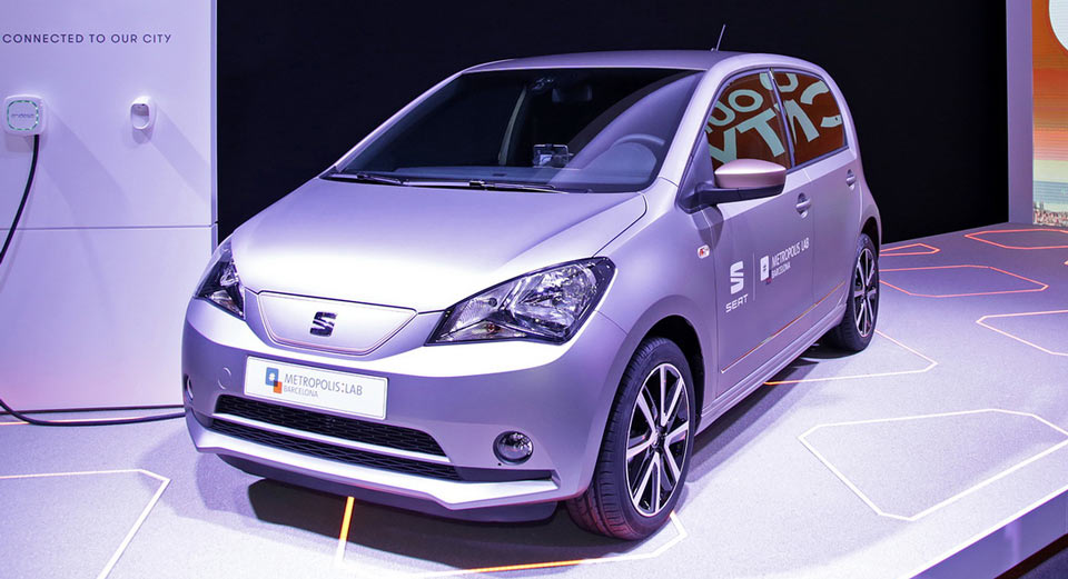  Seat eMii Electric City Car Prototype Plugs Into Mobile World Congress