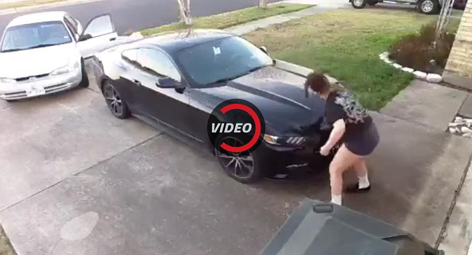  Cops Need Help Identifying This Woman Who Keyed A Mustang