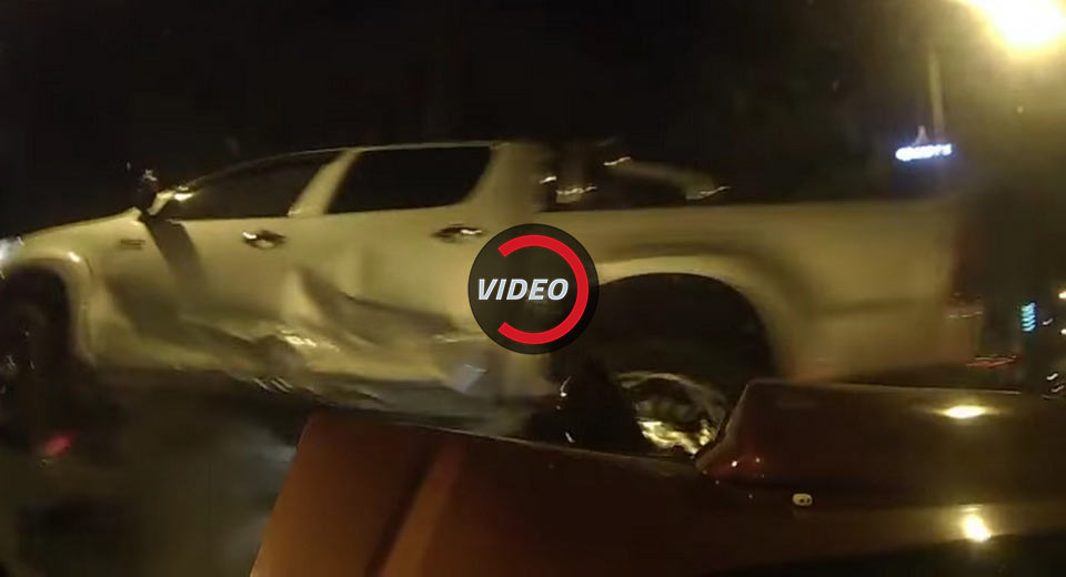  Toyota Hilux Gets T-Boned And Flips Over After Running Red Light