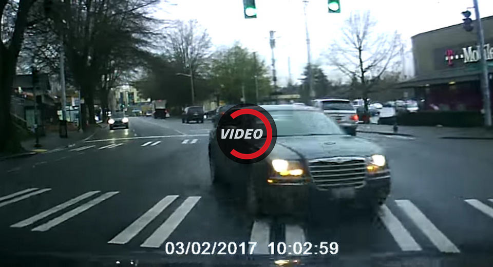  Guy Avoids Head-On Collision, Car To His Right Not As Lucky