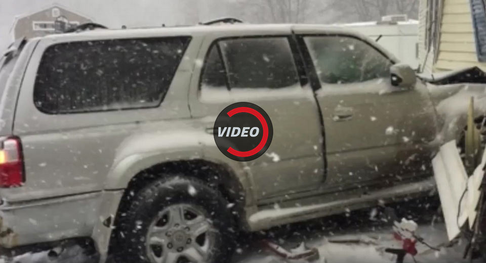  SUV Crashes Into New Hampshire House During Snowstorm