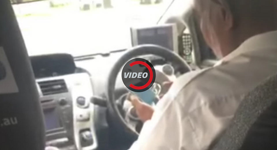 Woman Lashes Out At Taxi Driver For Making Her 5 Min Late