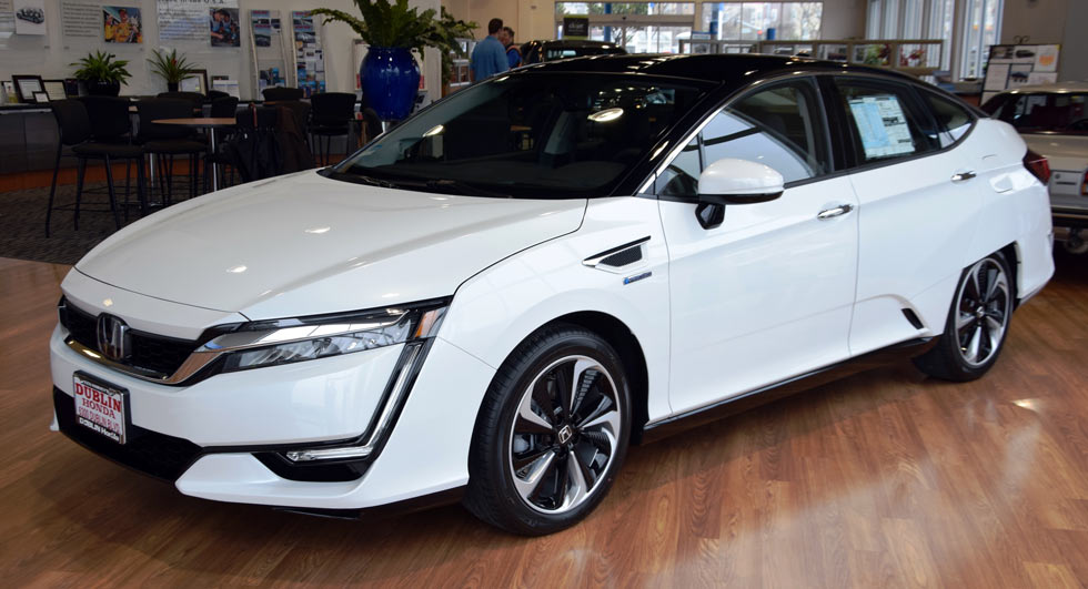  Honda’s Clarity EV Reportedly Gets Only 80 Miles Of Range, All In The Name Of Affordability