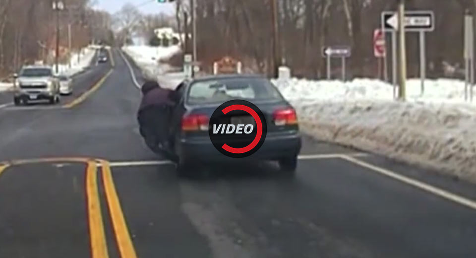 Cop Dragged Down The Street In Connecticut By Beer Thief