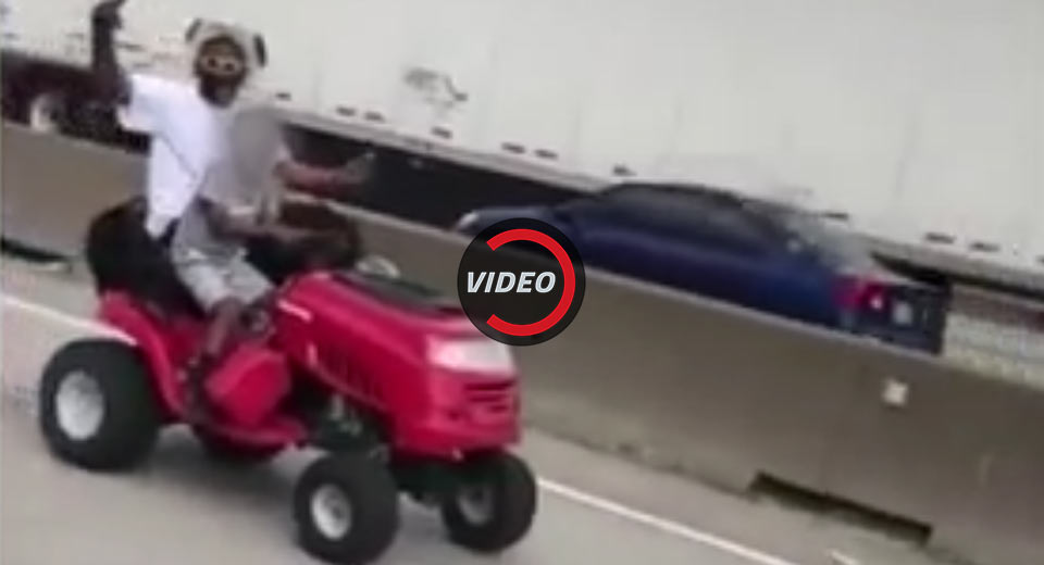 Father Charged For Joyriding On Lawnmower With 5 Year-Old Son In Texas