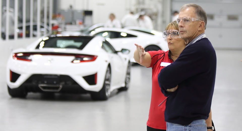  Acura Lets NSX Owners Go Behind-The-Scenes With ‘Insider Experience’