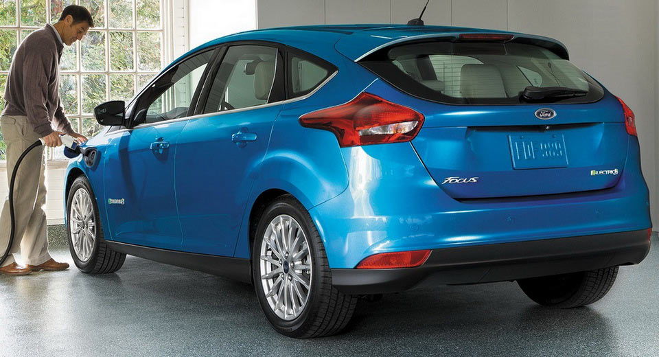 ford updates electric focus in europe