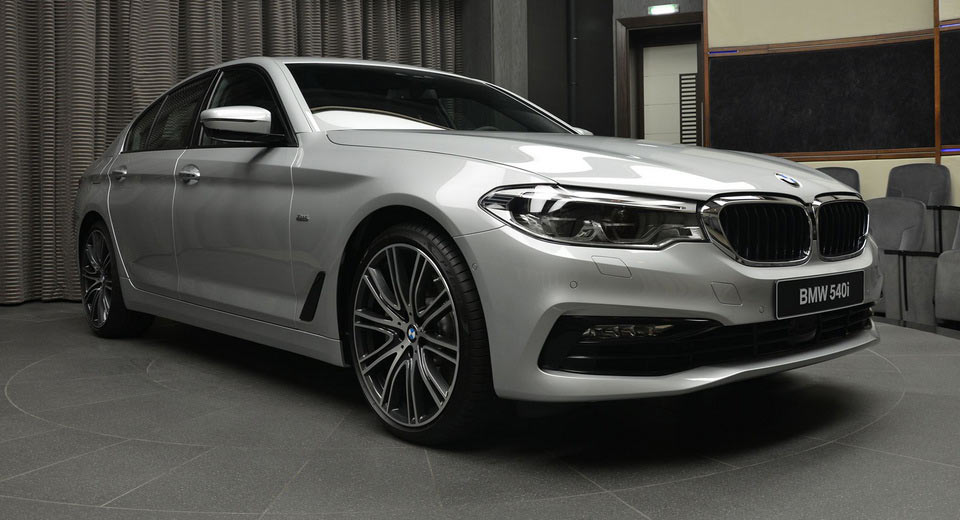 All-New BMW 540i On Display In Sport Line Trim