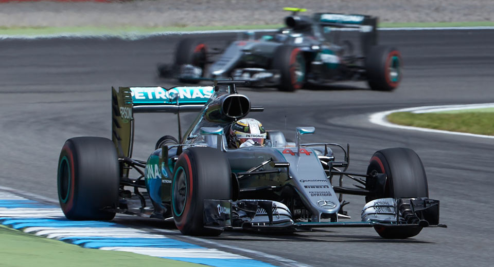 Lewis Hamilton Doesn’t Want To Share Data With His Teammate