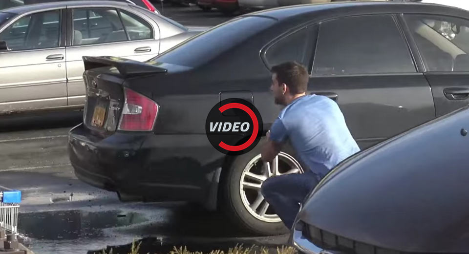  The Easiest Way To Rob A Car – Social Experiment Or Video Tutorial?