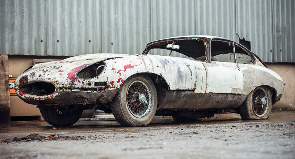 Abandoned Jaguar E-Type Isn’t Exactly A Weekend Project