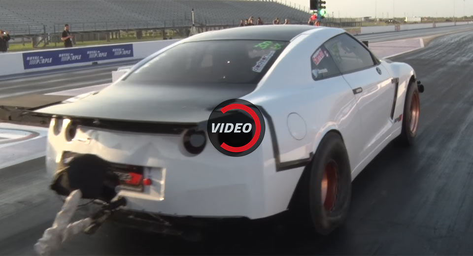  2,500 HP Nissan GT-R Sets Record-Breaking 6-Second 1/4 Mile