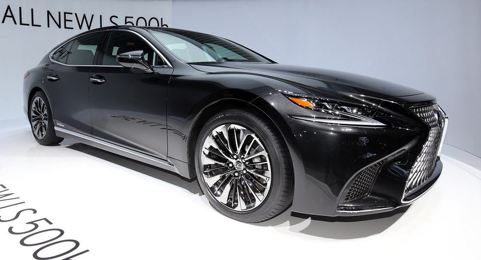  Lexus Reveals All-New LS 500h Flagship With A 354HP Hybrid Powertrain