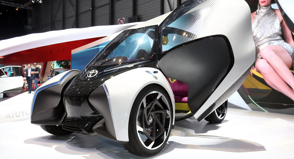  Toyota’s i-TRIL Concept Leans Into The Future Of Urban Mobility