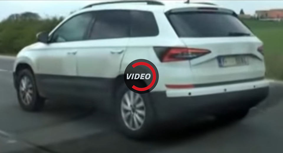 Skoda Karoq Scooped On The Road, Looks Like A Shrunken Kodiaq