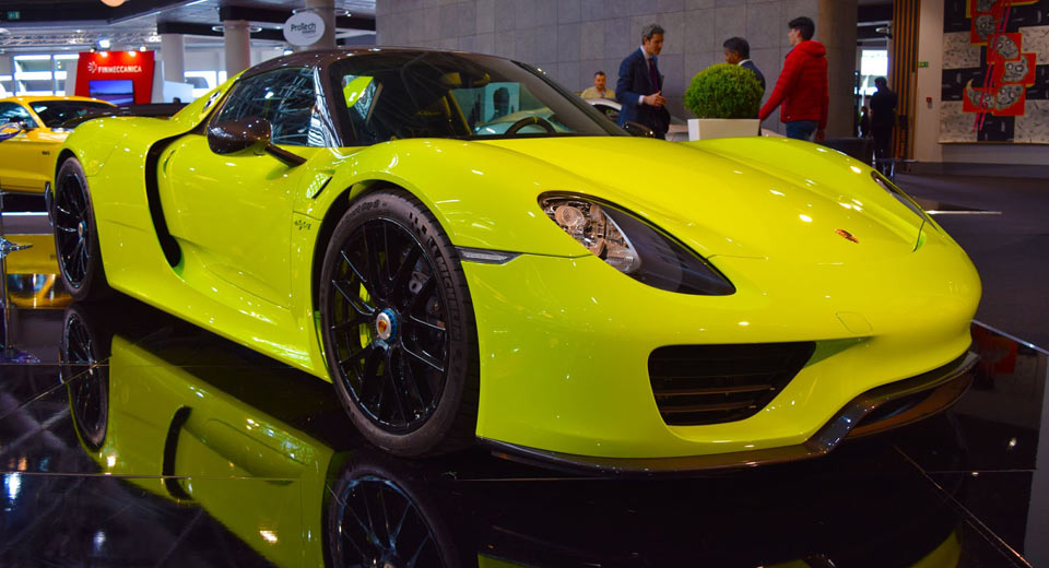  Dubai Dealer Lists Rare Acid Green Porsche 918 Spyder