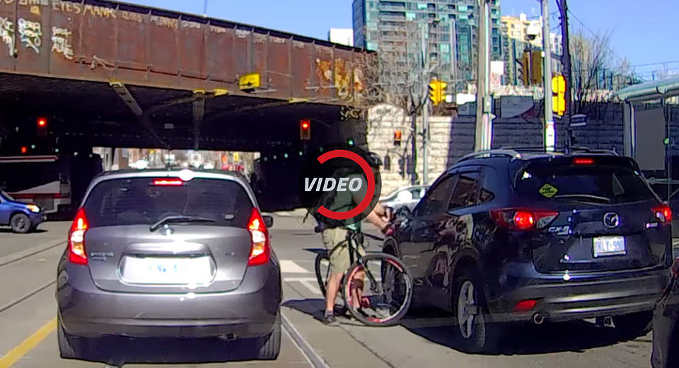 Furious Cyclist Smashes Laughing Mazda Driver’s Mirror