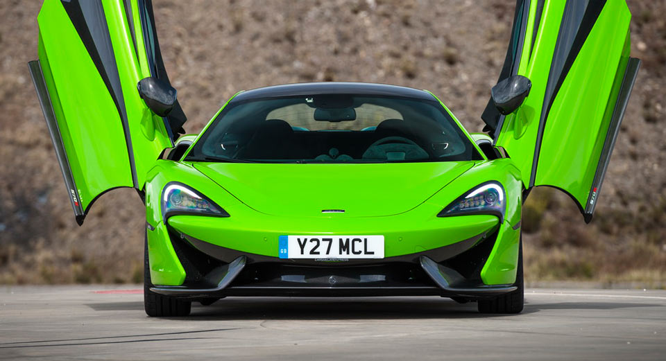New McLaren 570S Spider Lowering Its Roof This Year