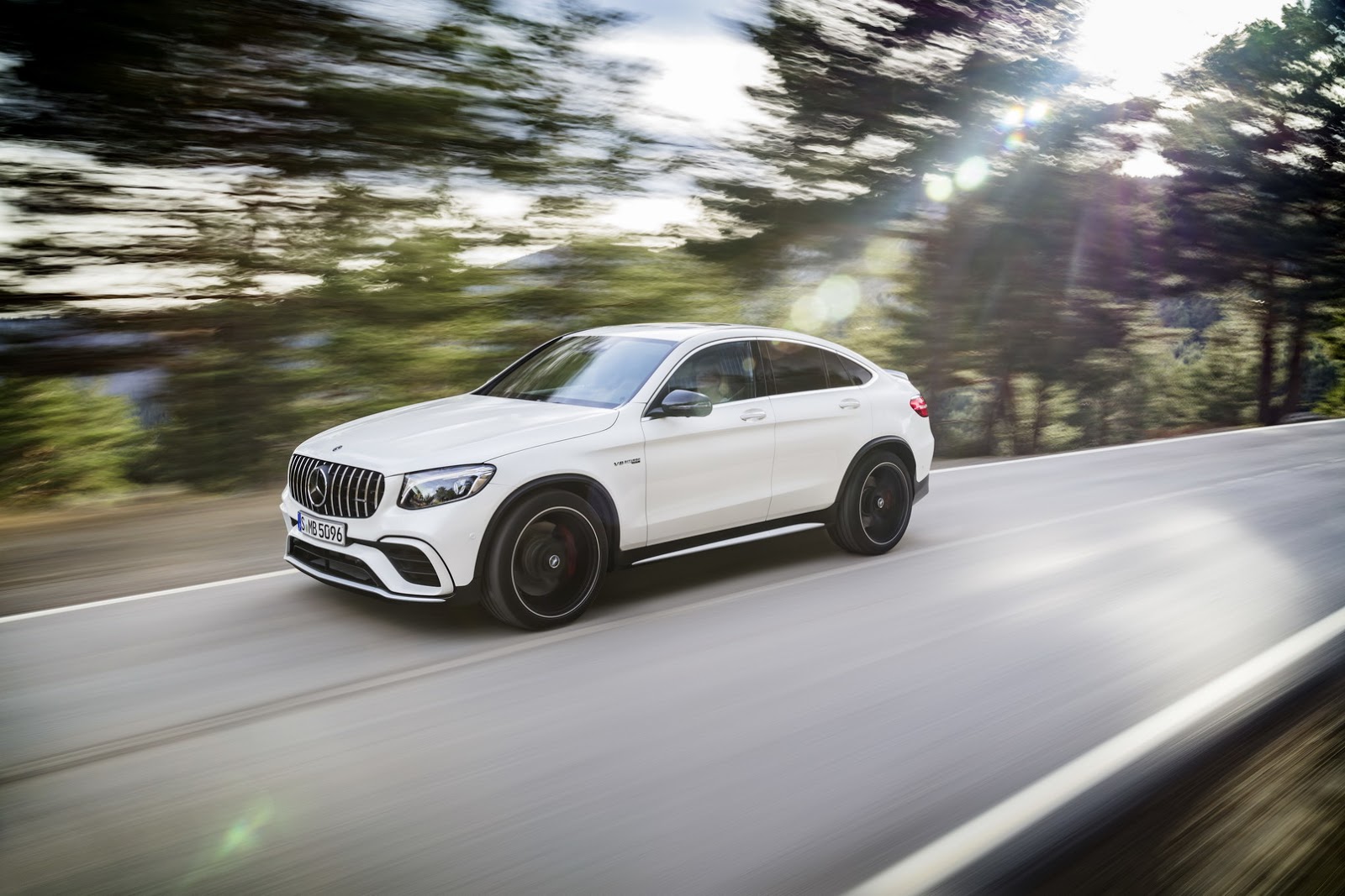 2018 Mercedes Amg Glc63 And Glc Coupe 63 Bring The V8