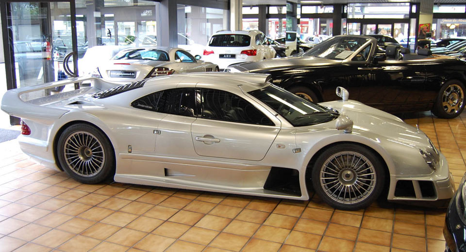 Mercedes’ Last Mid-Engined Supercar Is Still Worth $2.7 Million Decades Later