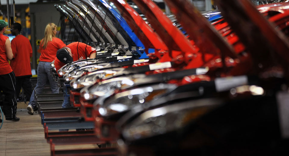  Ford Confirms 1,400 Jobs Cuts And Early Retirement Offers