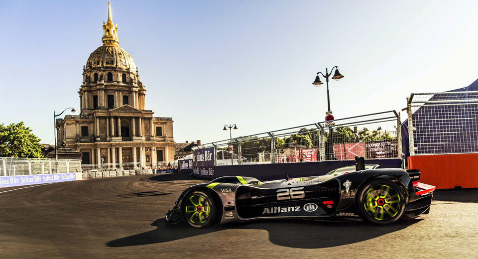 Roborace Car Completes First Public Tests In Paris