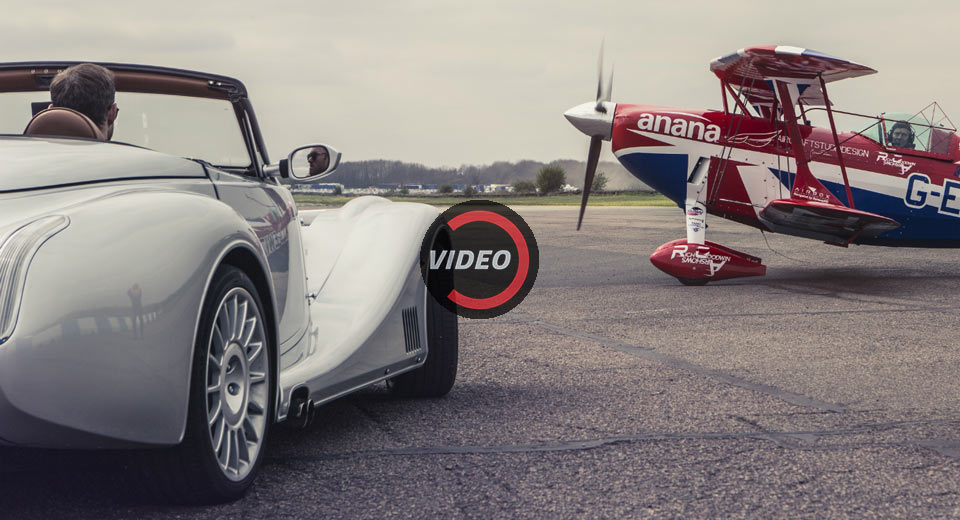  Morgan Aero 8 Racing A Biplane Is A Modern Classic