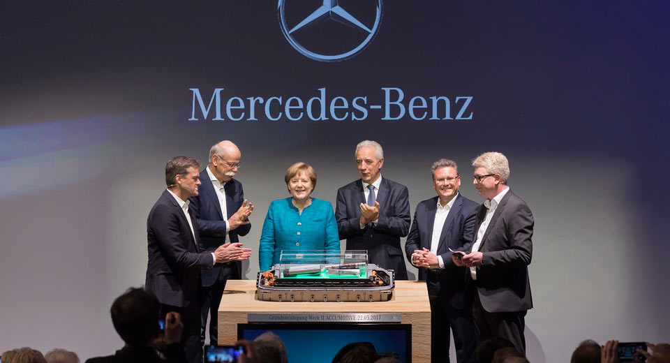 German Carmakers Fear For Their Competitiveness After USA’s Paris Exit