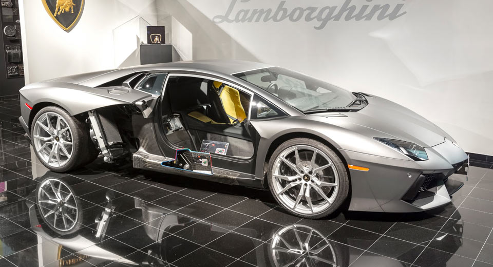  Lamborghini To Use Its Carbon Fiber Expertise For New-Age Prosthetics