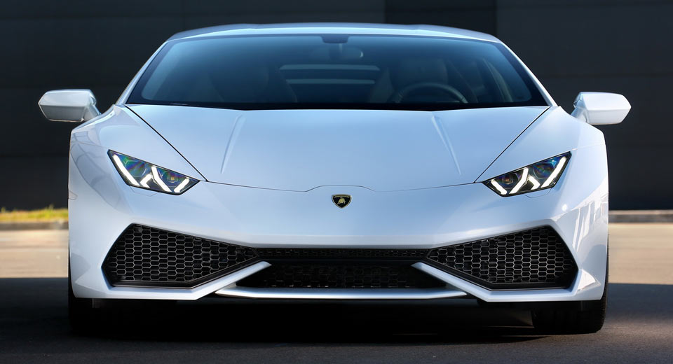 Lamborghini Huracan Somehow Given UK Taxi License