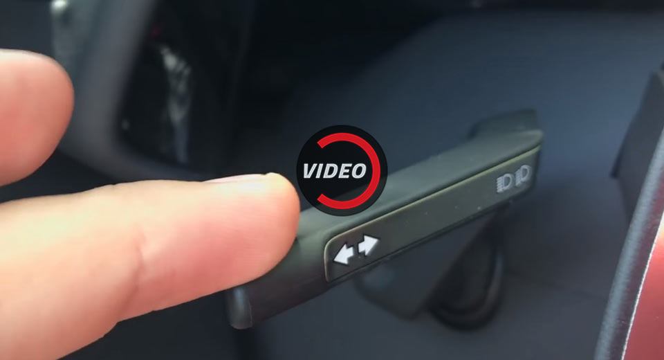  The Lexus LFA Has The Coolest Turn-Signal Stalk Ever, Period