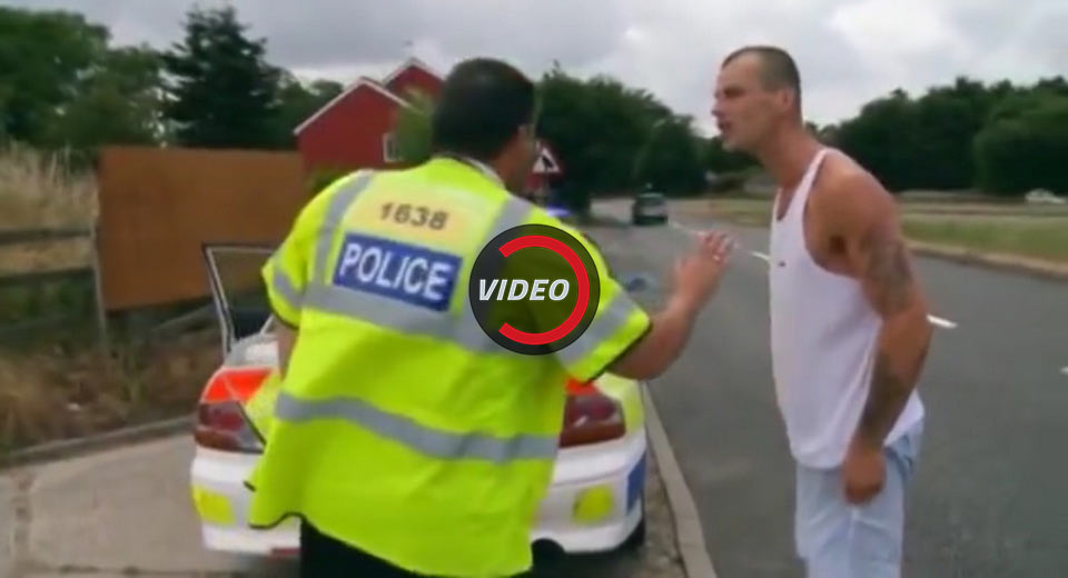  Angry Motorist Gets Pulled Over By Police, Grab Your Popcorn