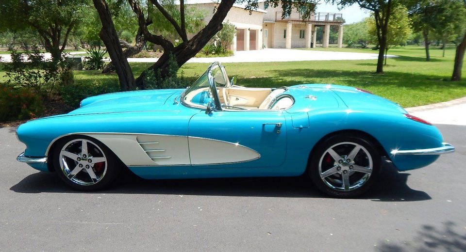  Bespoke 1960 Corvette LS3 V8 Restomod Costs A Whopping $165,000
