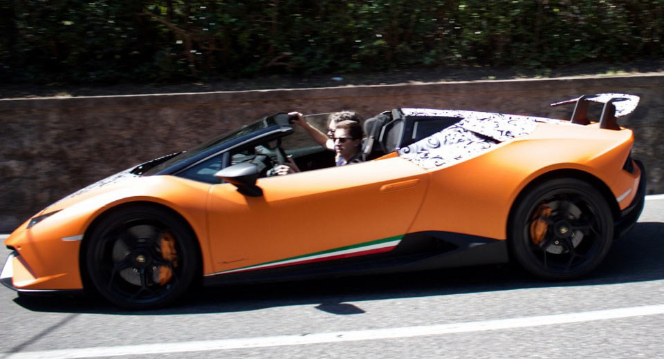  Lamborghini Huracan Performante Spyder Caught On Camera With Nearly No Camo