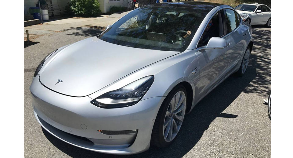 Tesla Model 3’s First Buyers Will Only Get To Choose Exterior Color And Wheel Size