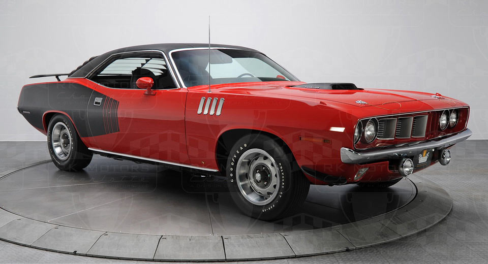  1971 Plymouth Hemi ‘Cuda With Only 2k Miles Is Cool, But Is It $1.2 Million Cool?