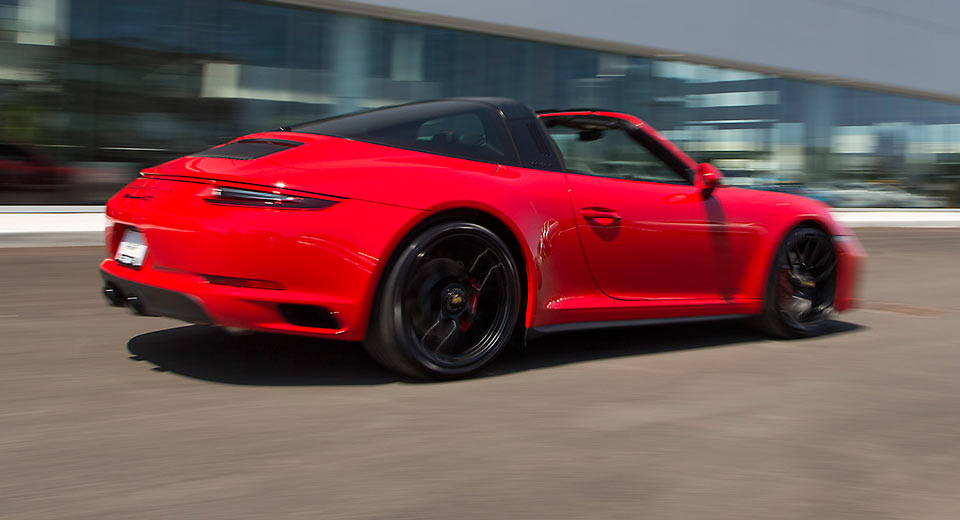 999,999th Porsche 911 Lands In Canada