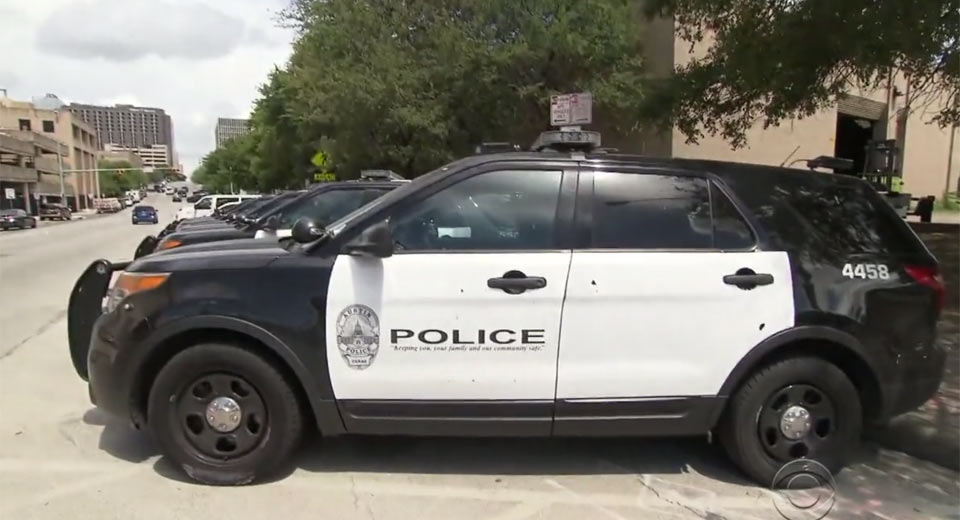  Austin Police Pull Ford Explorers Out Of Service Over Carbon Monoxide Leaks