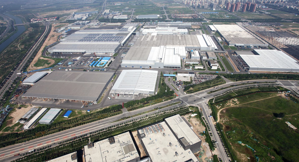  Daimler And BAIC To Invest $735 Million In Chinese Battery Production