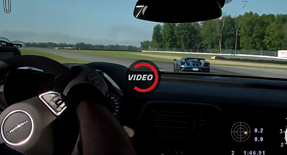  2017 Ford GT and Camaro ZL1 Go Head-To-Head At Mid-Ohio Track