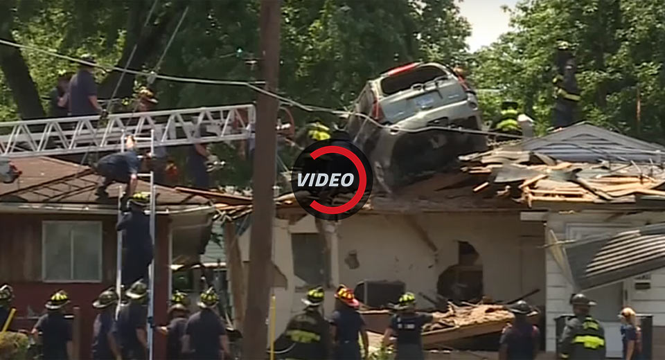Speeding GMC Envoy Lands On St. Louis House Roof