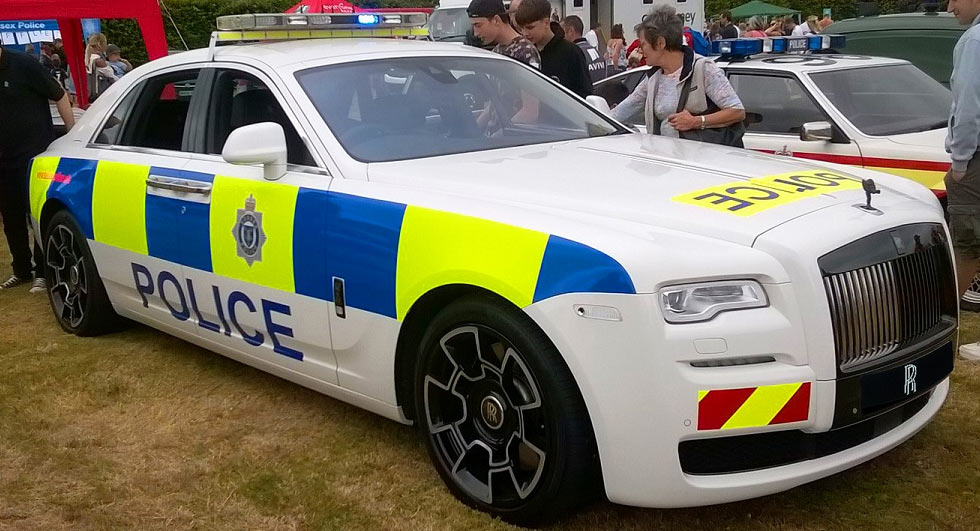  Rolls-Royce Creates A One-Off Ghost Black Badge Police Car